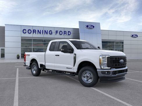 New 2026 Ford F250 XL w/ FX4 Off-Road Package image 7