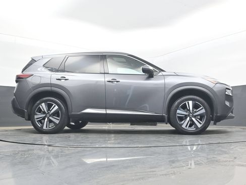 Used 2021 Nissan Rogue SL w/ Premium Package FWD image 28