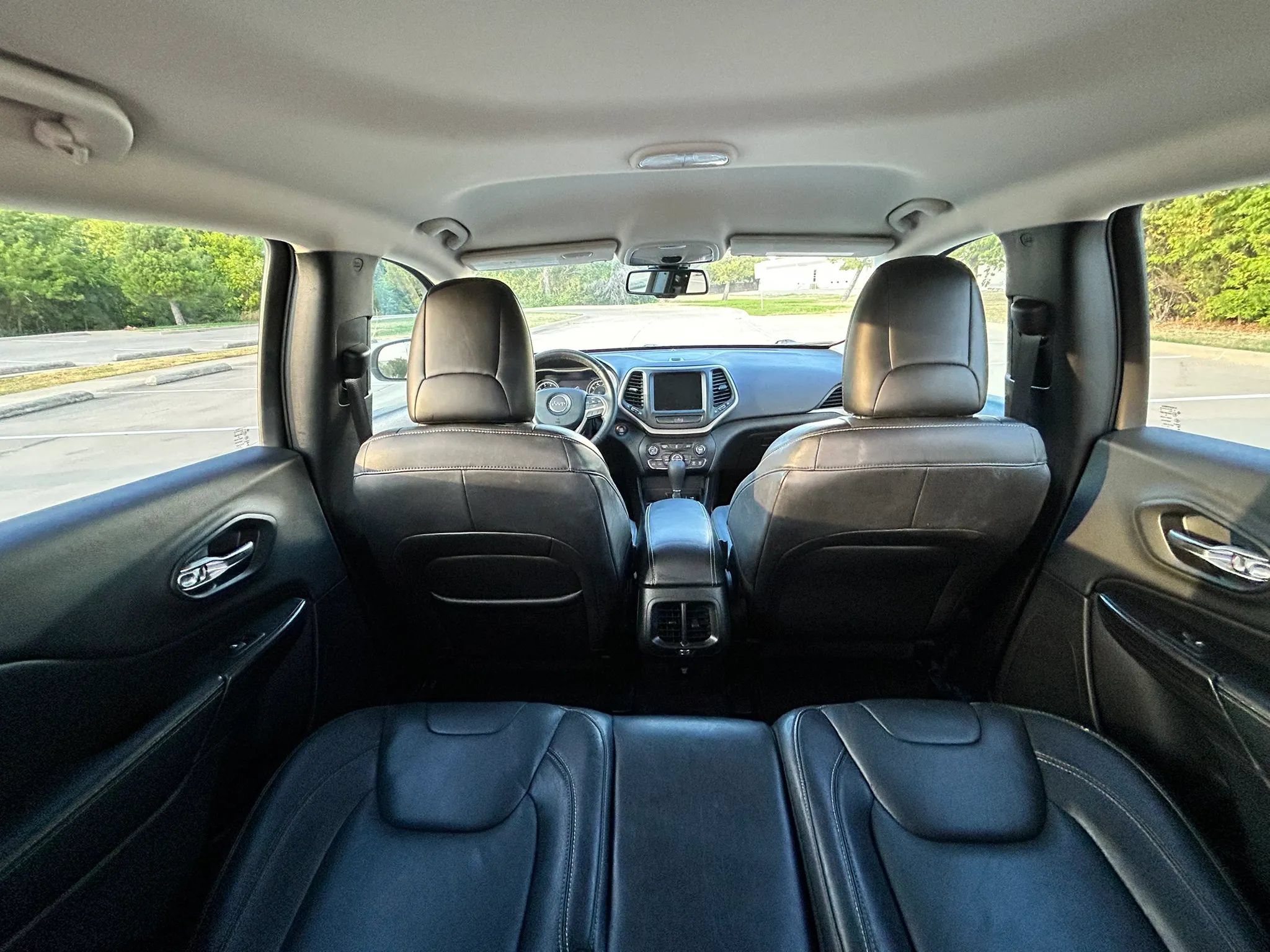 Used 2015 Jeep Cherokee Limited FWD image 14