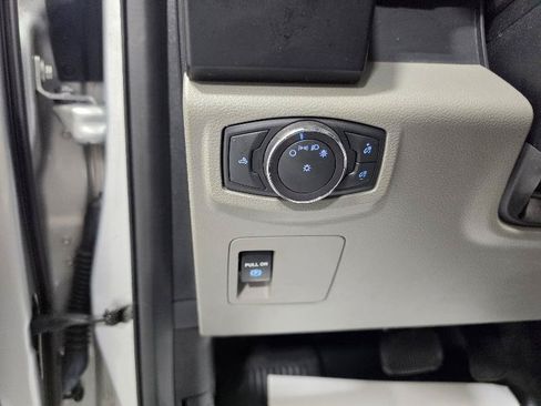 Used 2018 Ford F150 XL w/ Equipment Group 101A Mid RWD image 16