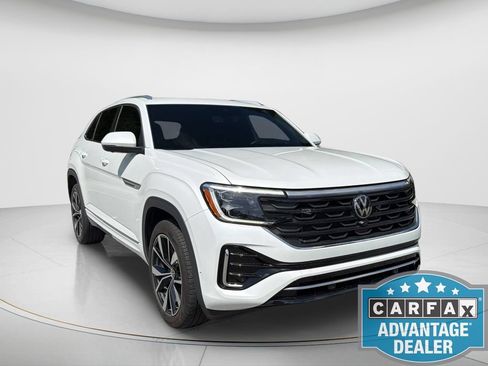 Certified 2024 Volkswagen Atlas Cross Sport SEL Premium R-Line AWD/4WD image 4