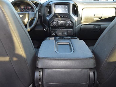 Used 2024 Chevrolet Silverado 2500 W/T w/ WT Convenience Package AWD/4WD image 31