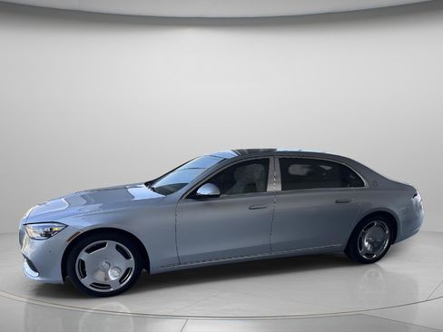 Certified 2022 Mercedes-Benz Maybach S 580 4MATIC image 3