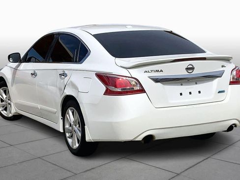 Used 2013 Nissan Altima 2.5 SL w/ 2.5 Moonroof Pkg image 11