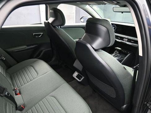 Used 2025 Kia K4 EX FWD image 40