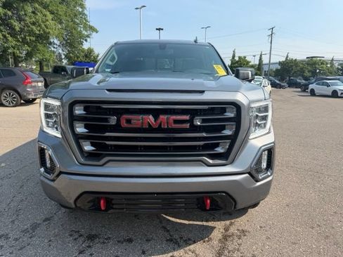 Used 2021 GMC Sierra 1500 AT4 w/ AT4 Preferred Package AWD/4WD image 2