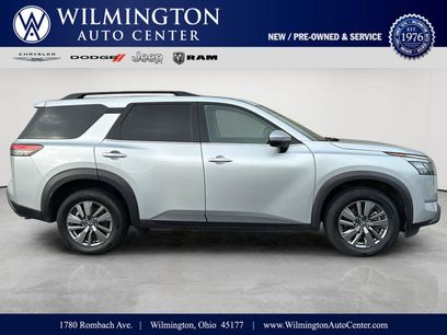 Used 2025 Nissan Pathfinder SV
