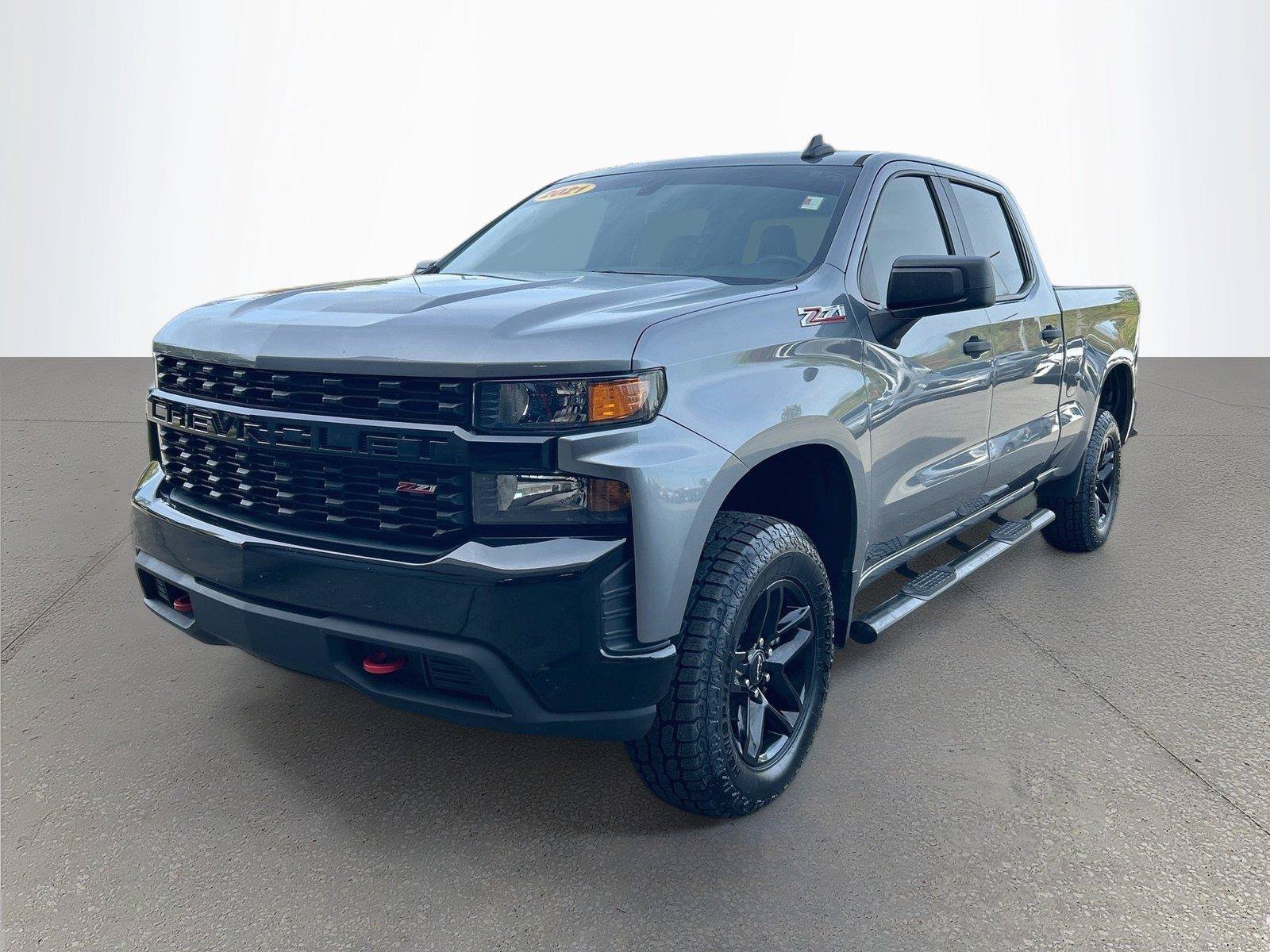 Used 2021 Chevrolet Silverado 1500 Custom Trail Boss w/ LPO, Dark Essentials Package AWD/4WD image 8