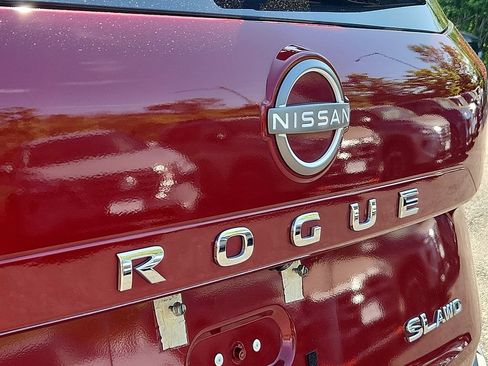 Used 2022 Nissan Rogue SL AWD/4WD image 31