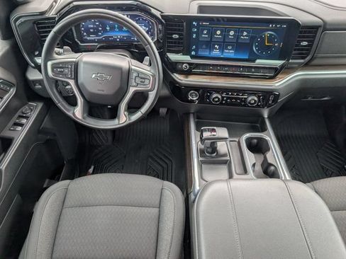 Used 2023 Chevrolet Silverado 1500 RST AWD/4WD image 6