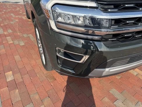 Used 2023 Ford Expedition Limited RWD image 21