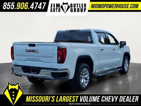 Used 2022 GMC Sierra 1500 SLT w/ X31 Off-Road Package AWD/4WD image 8