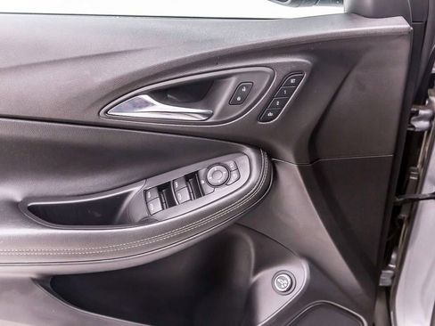 Used 2023 Buick Encore GX Essence w/ Experience Buick Package image 23