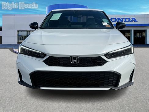 Used 2025 Honda Civic Sport image 5