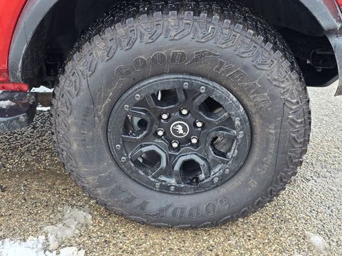 Used 2023 Ford Bronco Wildtrak AWD/4WD image 11