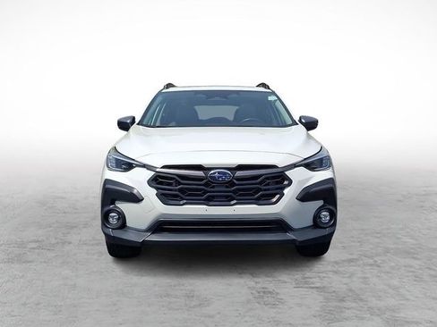 Used 2024 Subaru Crosstrek 2.5i Limited AWD/4WD image 2