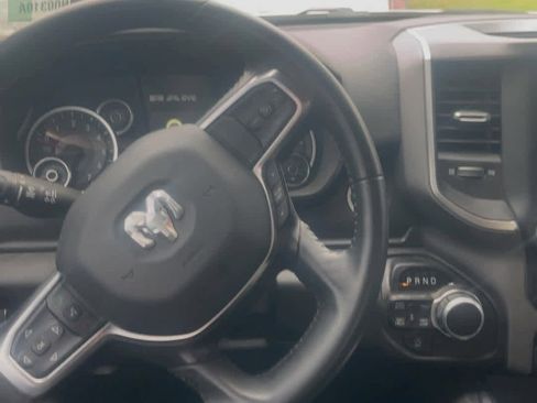 Used 2024 RAM 1500 Big Horn AWD/4WD image 4