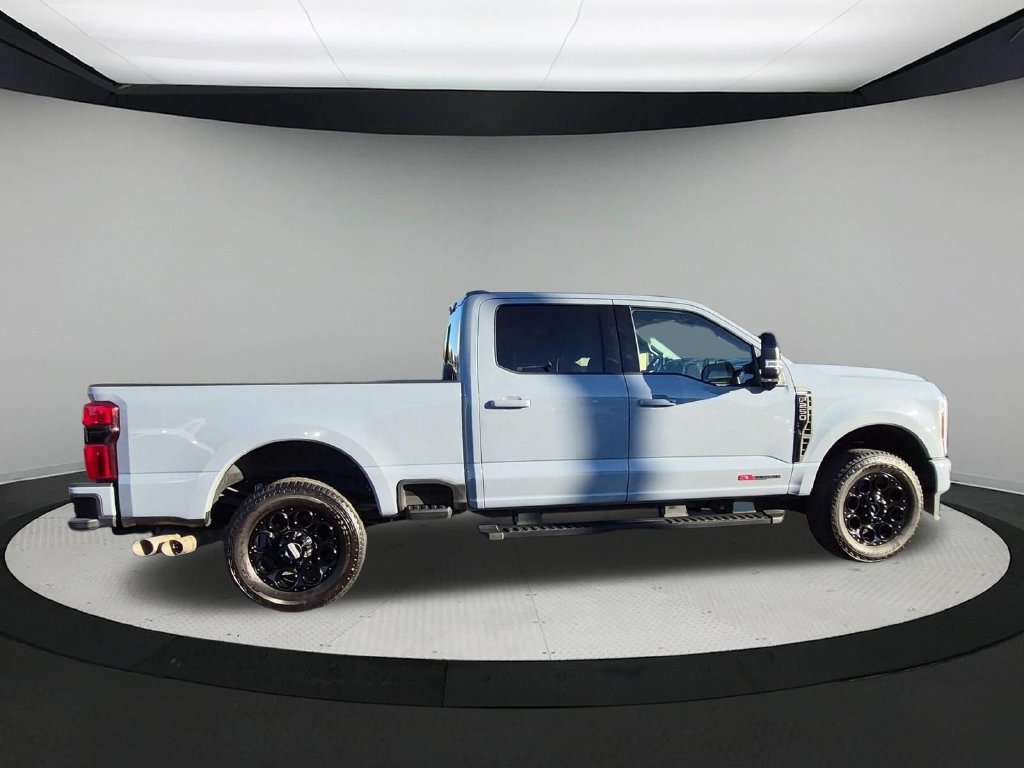 Used 2026 Ford F250 Lariat w/ Black Appearance Package AWD/4WD image 5