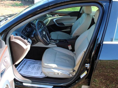 Used 2016 Buick Regal image 15