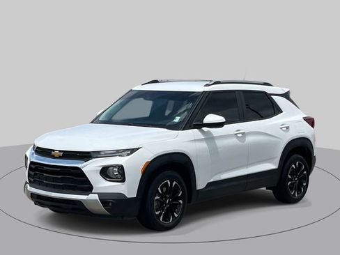 Used 2023 Chevrolet TrailBlazer LT FWD image 8