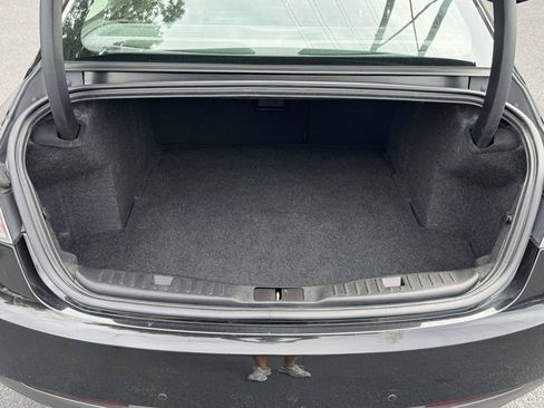 Used 2013 Lincoln MKZ FWD image 17