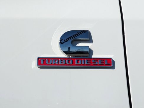 Used 2024 RAM 2500 Laramie image 23