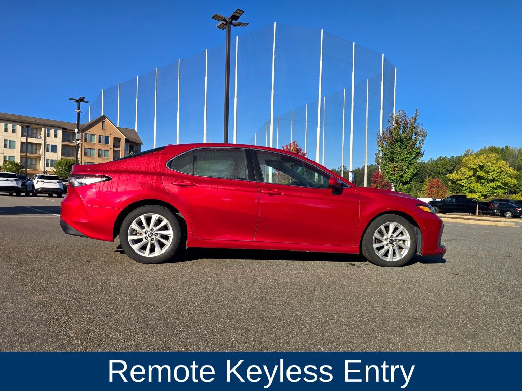 Used 2023 Toyota Camry LE FWD image 4