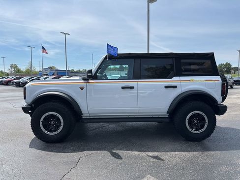 Used 2022 Ford Bronco Badlands AWD/4WD image 6