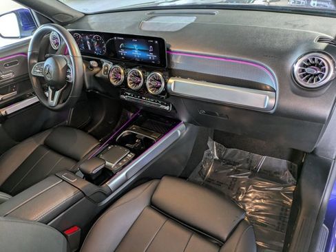 Certified 2022 Mercedes-Benz GLB 250 image 20