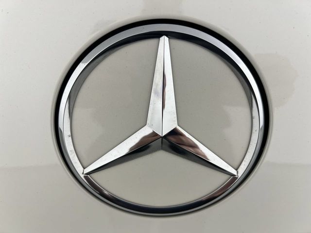 Used 2023 Mercedes-Benz GLC 300 4MATIC Coupe image 31