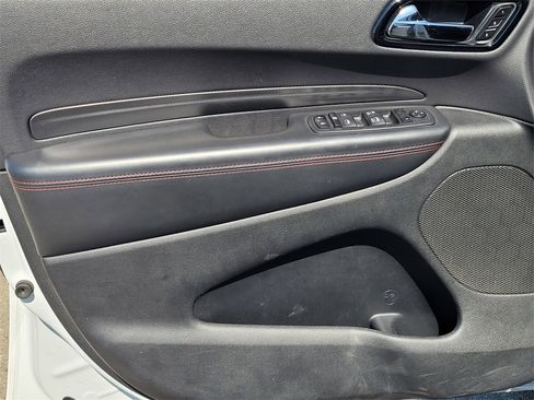 Used 2023 Dodge Durango GT image 15