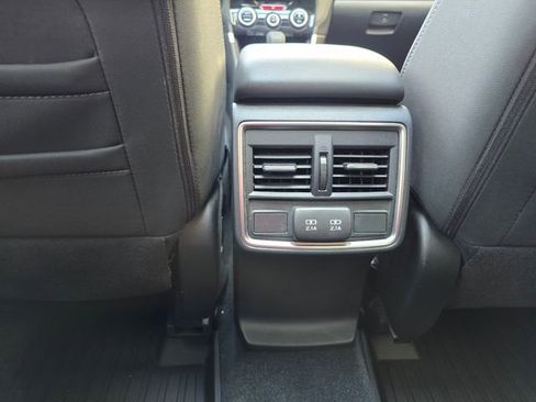 Used 2022 Subaru Forester Premium image 47