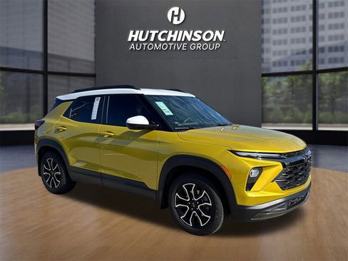 Used 2024 Chevrolet TrailBlazer ACTIV w/ Convenience Package image 1