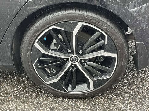 Certified 2025 Nissan Altima 2.5 SR FWD image 10