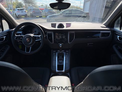 Used 2015 Porsche Macan S AWD/4WD image 31