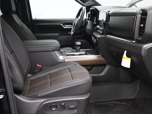 New 2025 Chevrolet Silverado 1500 High Country w/ Midnight Edition AWD/4WD image 38