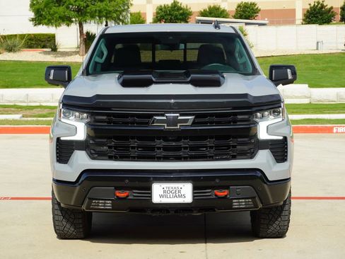 Used 2024 Chevrolet Silverado 1500 LT Trail Boss w/ LT Trail Boss Premium Package AWD/4WD image 7