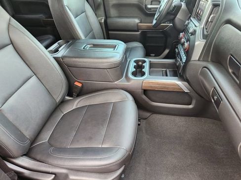 Used 2021 Chevrolet Silverado 1500 LT Trail Boss w/ Convenience Package II AWD/4WD image 21