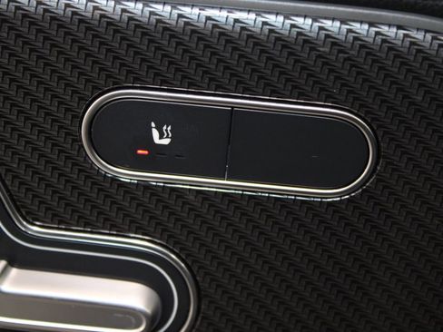 Used 2022 Mercedes-Benz GLA 35 AMG 4MATIC image 26