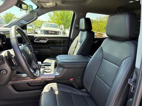 Certified 2023 Chevrolet Silverado 1500 LTZ w/ LTZ Convenience Package II AWD/4WD image 18