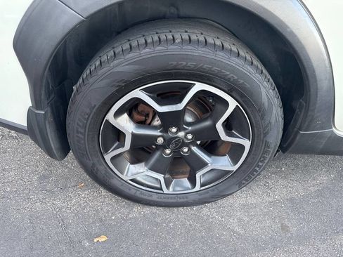 Used 2014 Subaru Crosstrek 2.0i Limited image 24