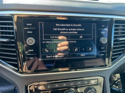 Used 2023 Volkswagen Atlas SE image 15