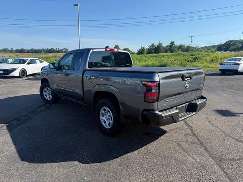 Certified 2023 Nissan Frontier S w/ Technology Package AWD/4WD image 5