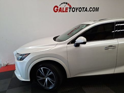 Used 2024 Lexus RX 350 Premium w/ Accessory Package AWD/4WD image 5