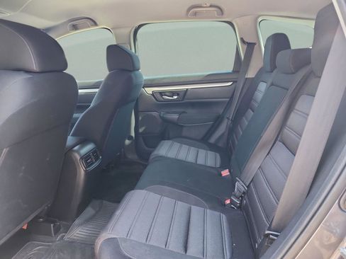 Used 2018 Honda CR-V LX image 16