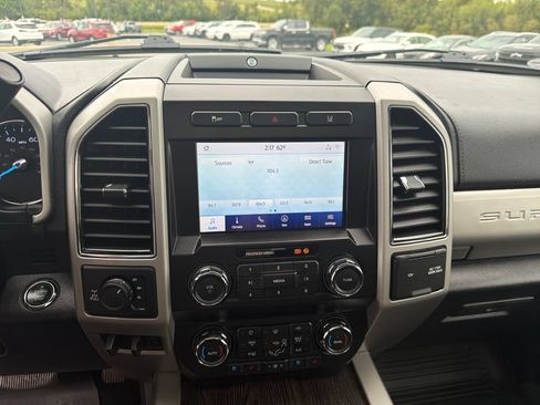 Used 2020 Ford F350 Lariat AWD/4WD image 15