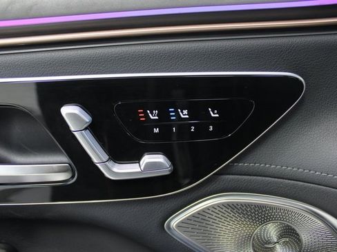 Used 2023 Mercedes-Benz EQS 450+ 4MATIC SUV image 21