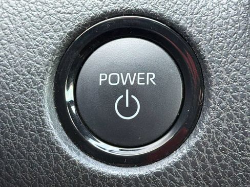 Used 2025 Toyota Camry XSE FWD image 30