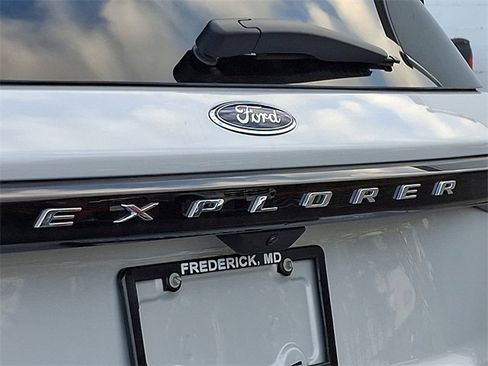 New 2026 Ford Explorer Active image 18