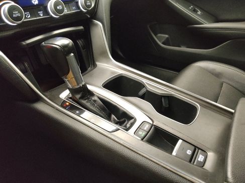 Used 2019 Honda Accord Sport image 26